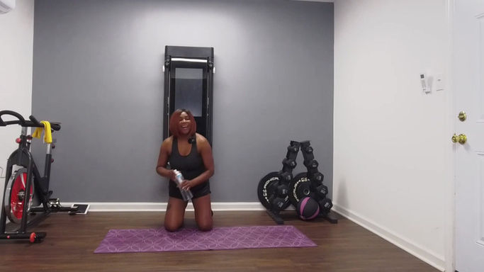 Core & HIIT - 30 min with Stacey